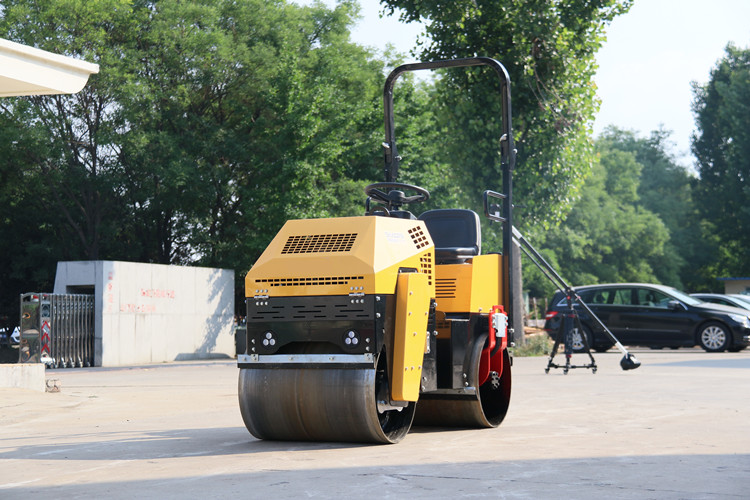 “明星款”小型壓路機(jī)，讓大家的選擇不再“迷路”！